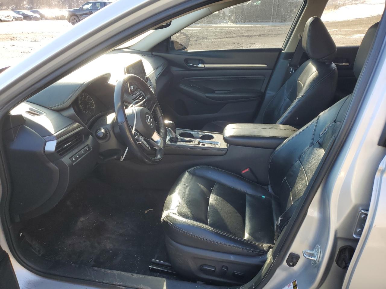 2019 Nissan Altima - Image 7