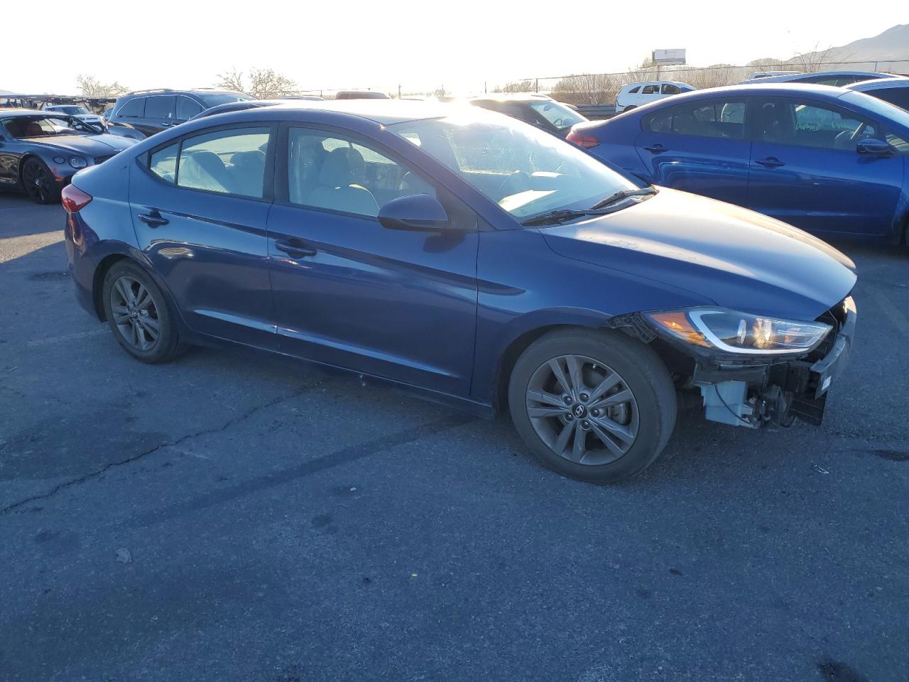 2018 Hyundai Elantra - Image 4