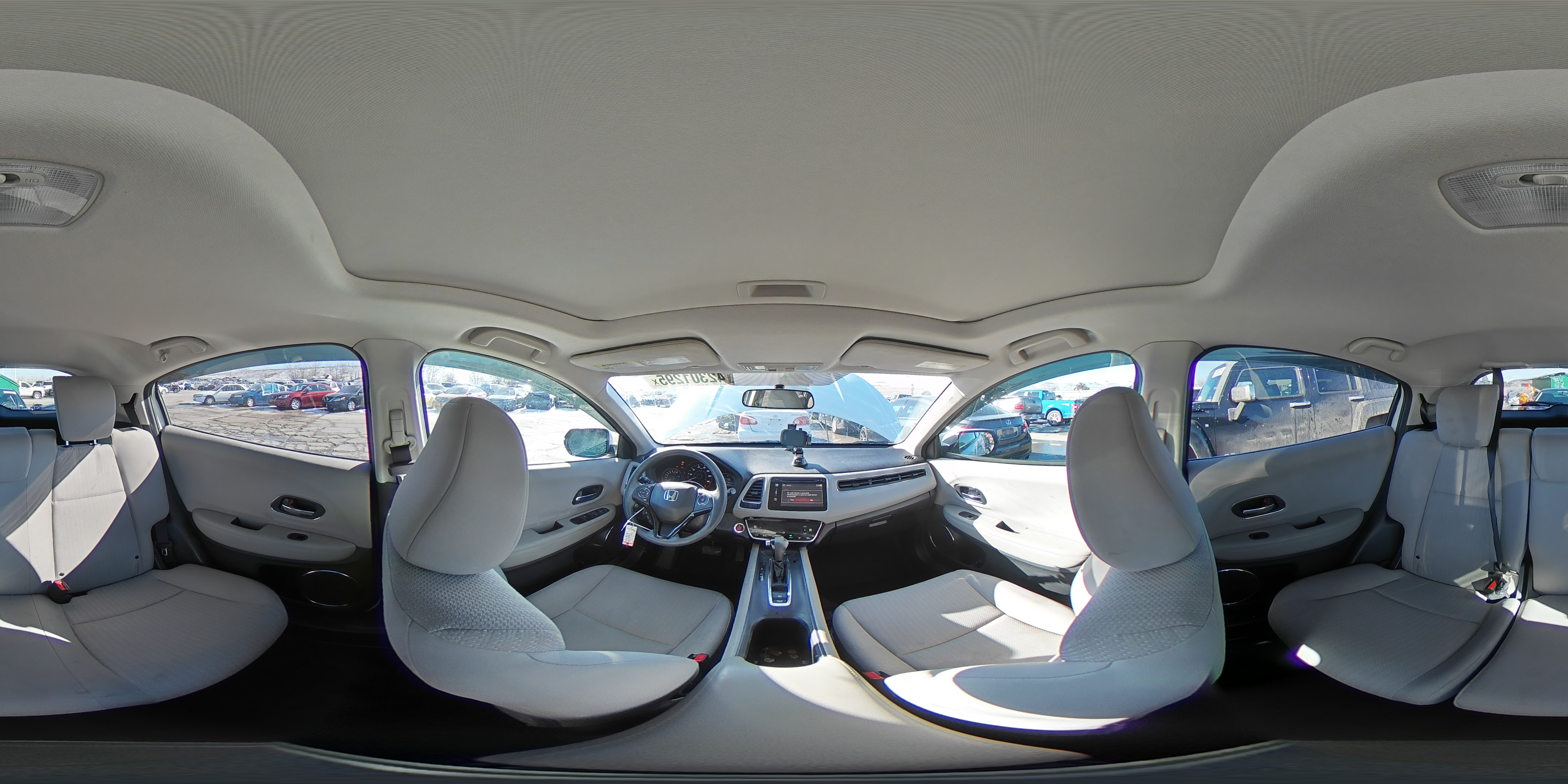 2017 Honda HR-V - Image 16