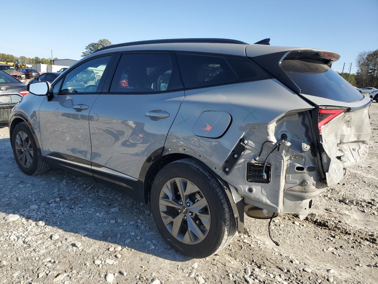 2023 Kia Sportage - Image 2