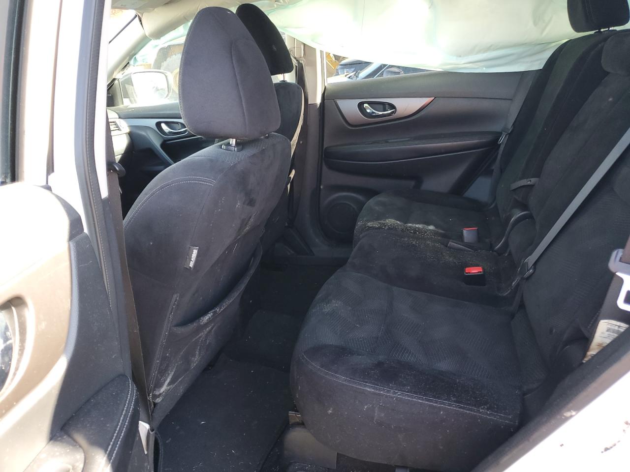 2014 Nissan Rogue - Image 11