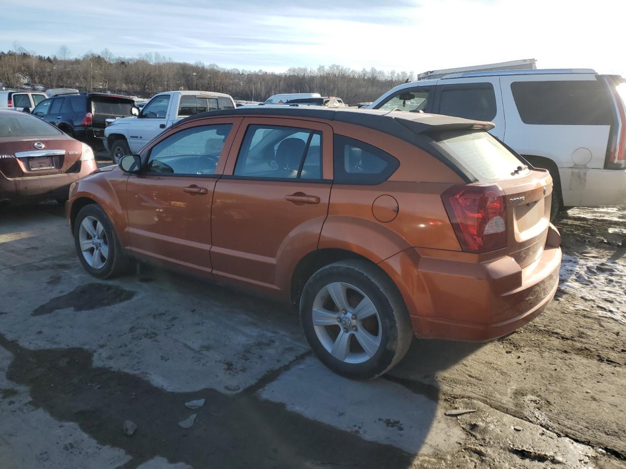 2011 Dodge Caliber - Image 2