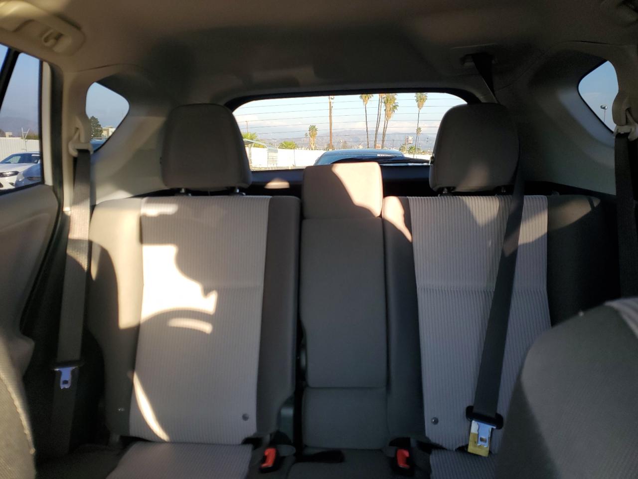 2013 Toyota RAV 4 - Image 10