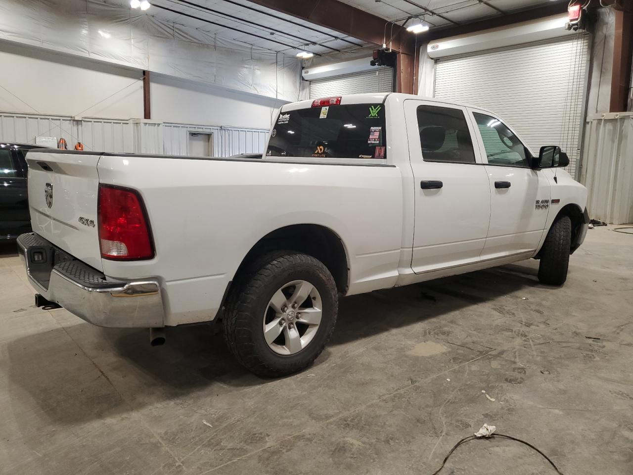 2017 RAM 1500 - Image 3