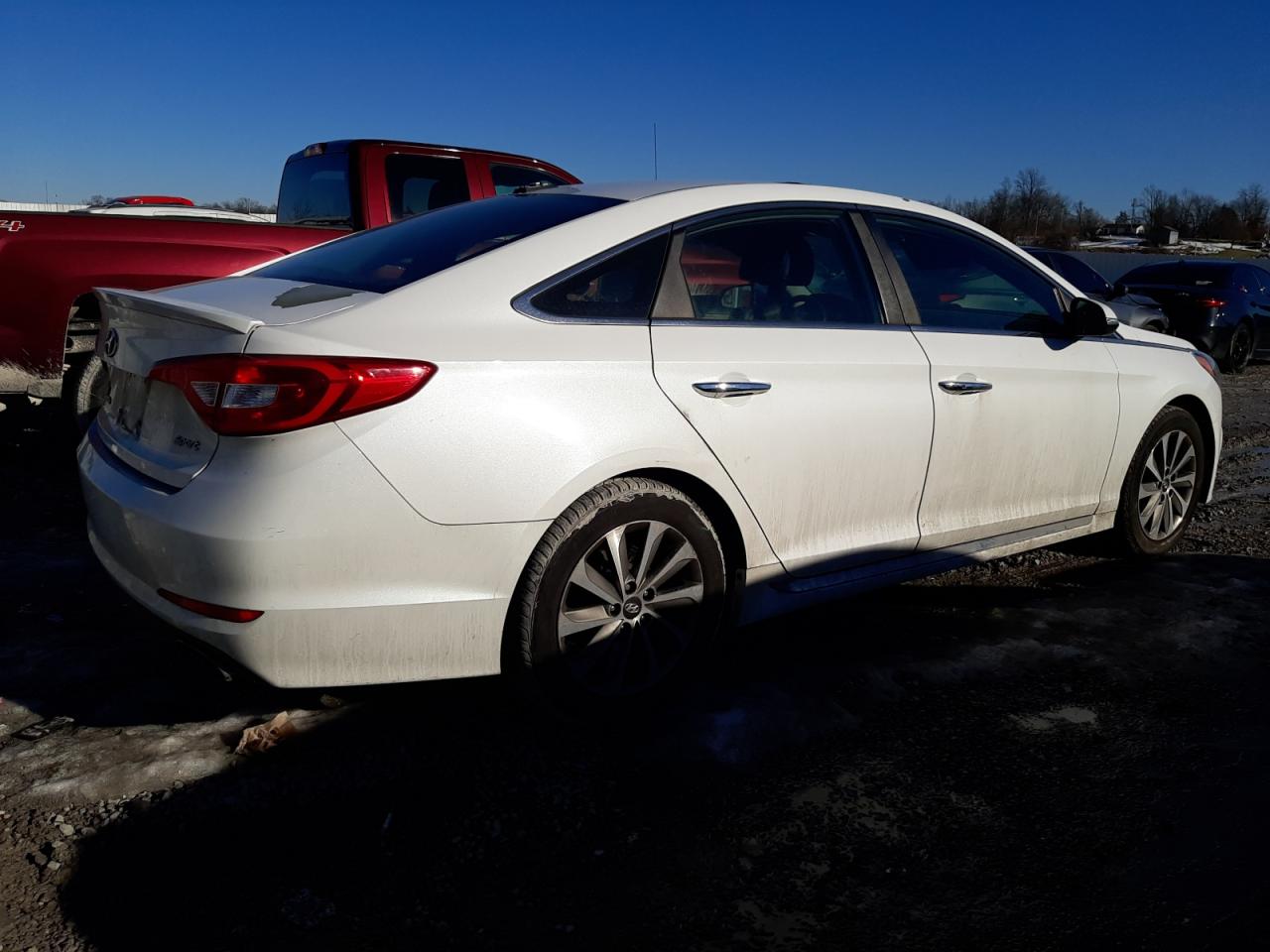 2015 Hyundai Sonata - Image 3