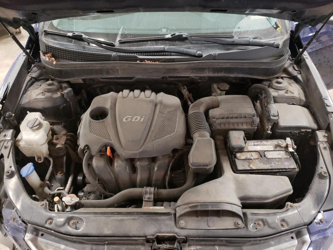 2013 Hyundai Sonata - Image 11