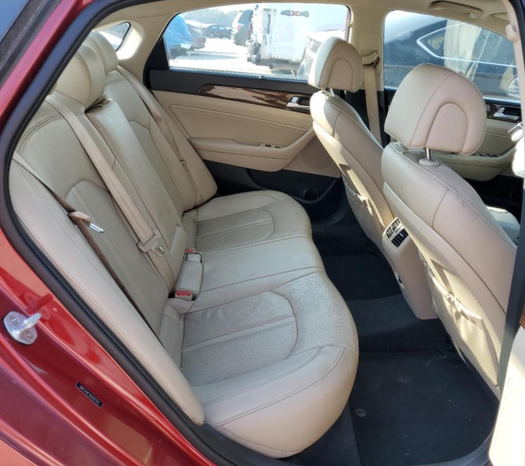 2016 Hyundai Sonata - Image 10