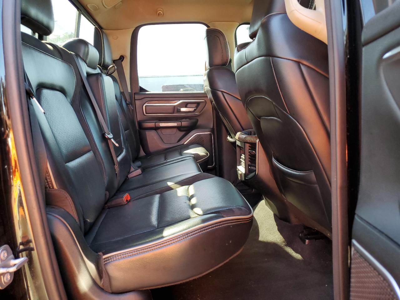 2020 RAM 1500 - Image 10