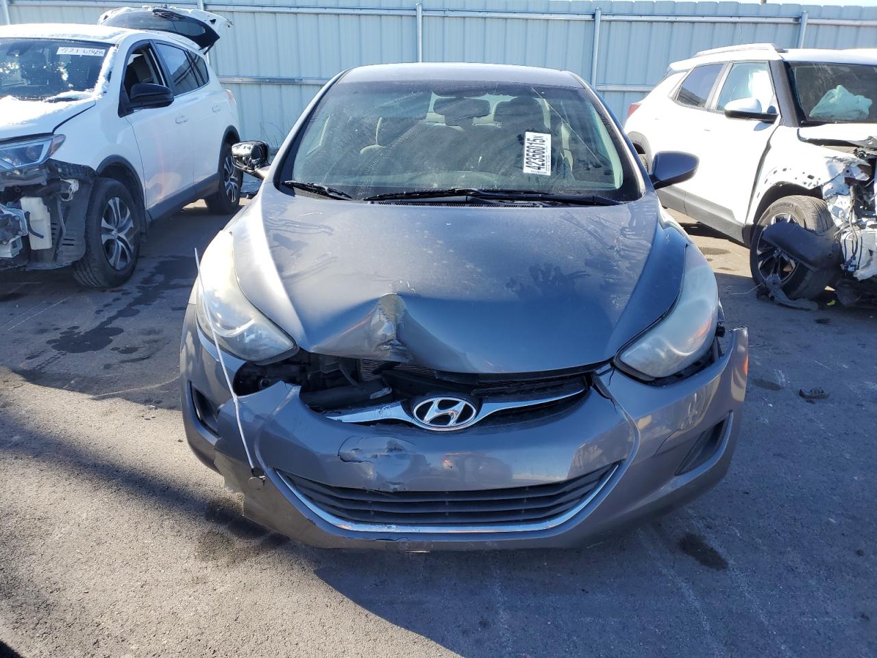 2013 Hyundai Elantra - Image 5