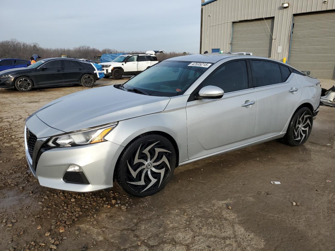 2019 Nissan Altima - Image 1