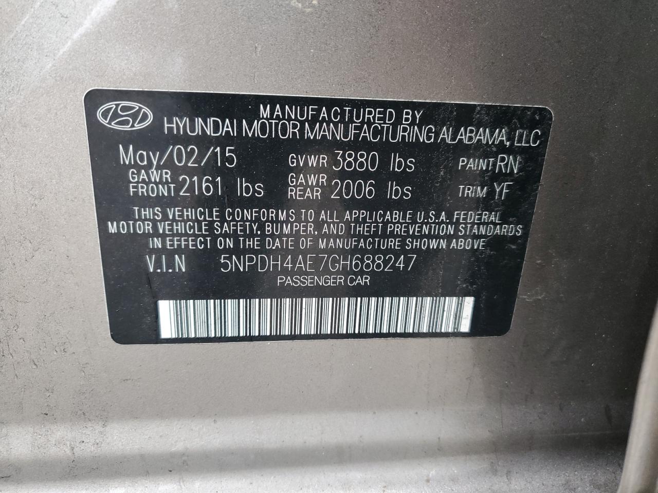 2016 Hyundai Elantra - Image 13