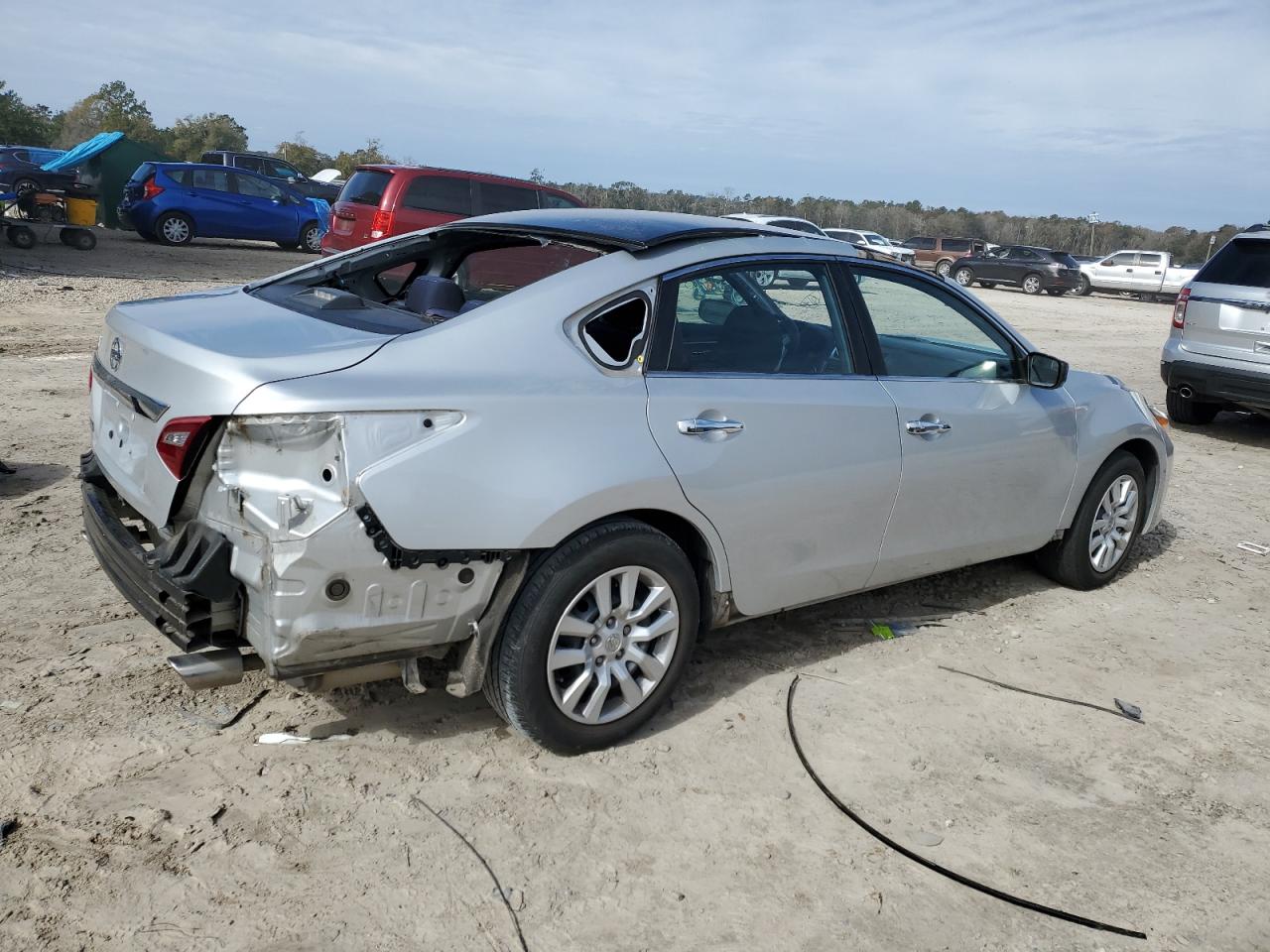 2018 Nissan Altima - Image 3