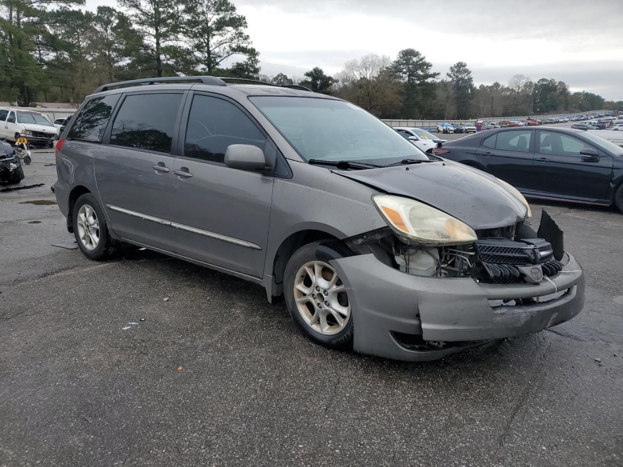 2005 Toyota Sienna - Image 4