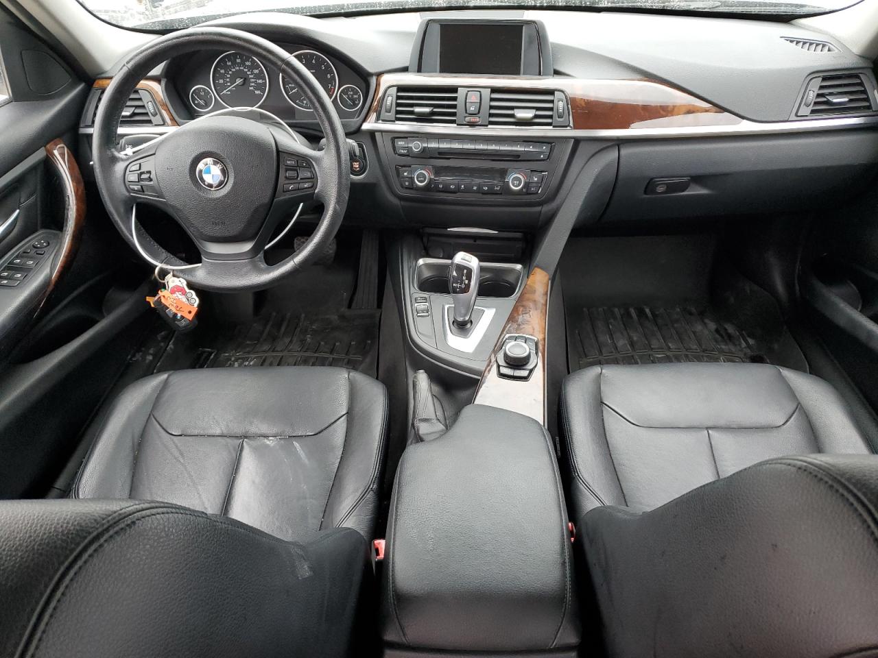 VIN WBA3B5G52DNS00485 2013 BMW 3 SERIES no.8