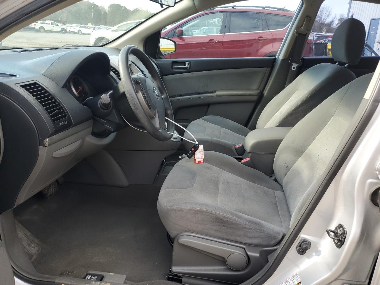 2009 Nissan Sentra - Image 7