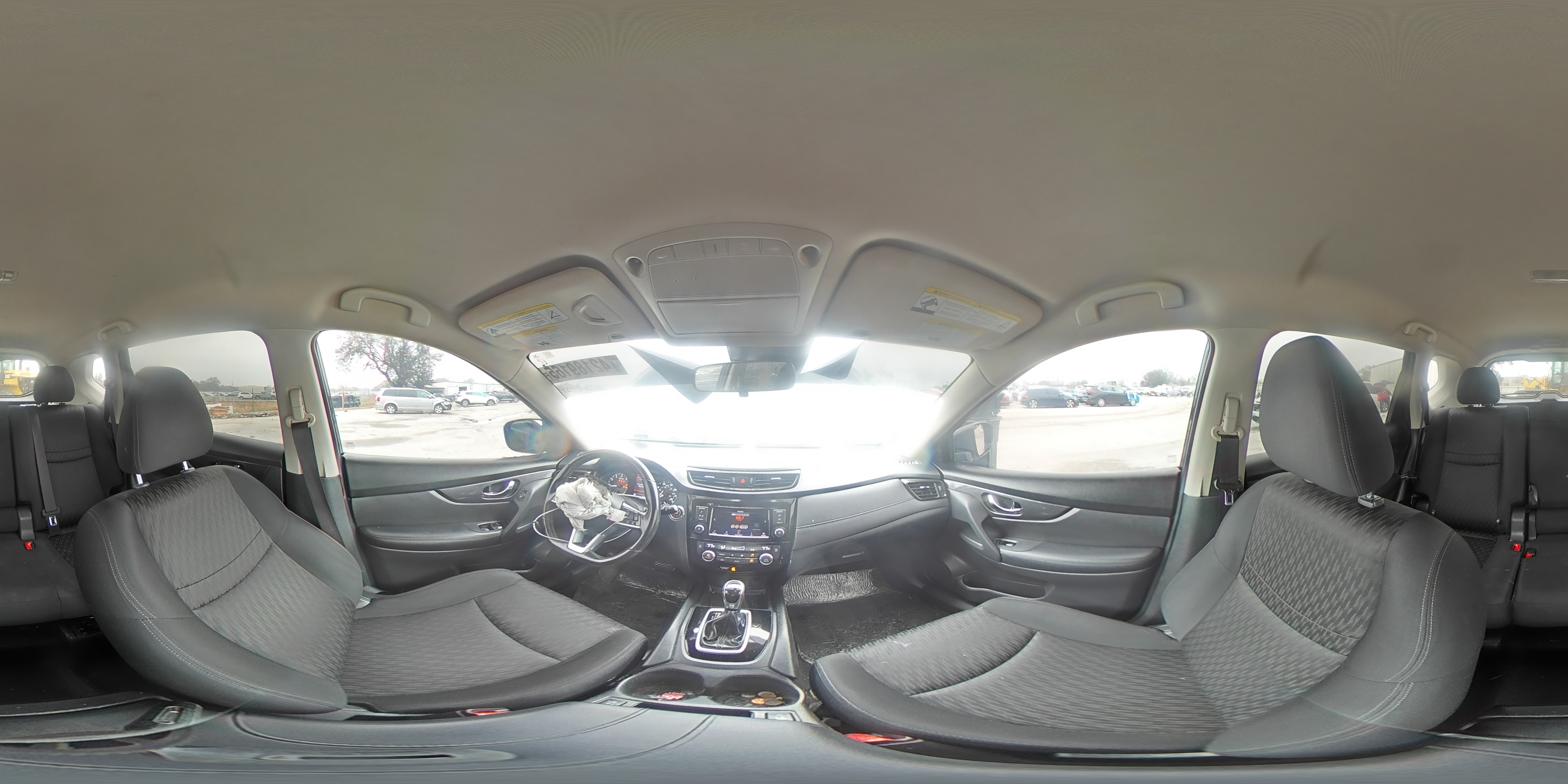 2019 Nissan Rogue - Image 13