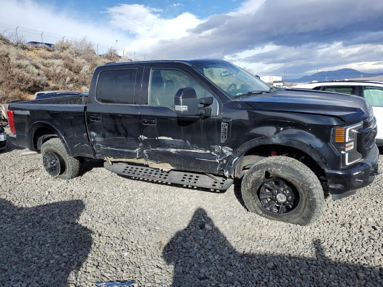 2021 Ford F350 - Image 4