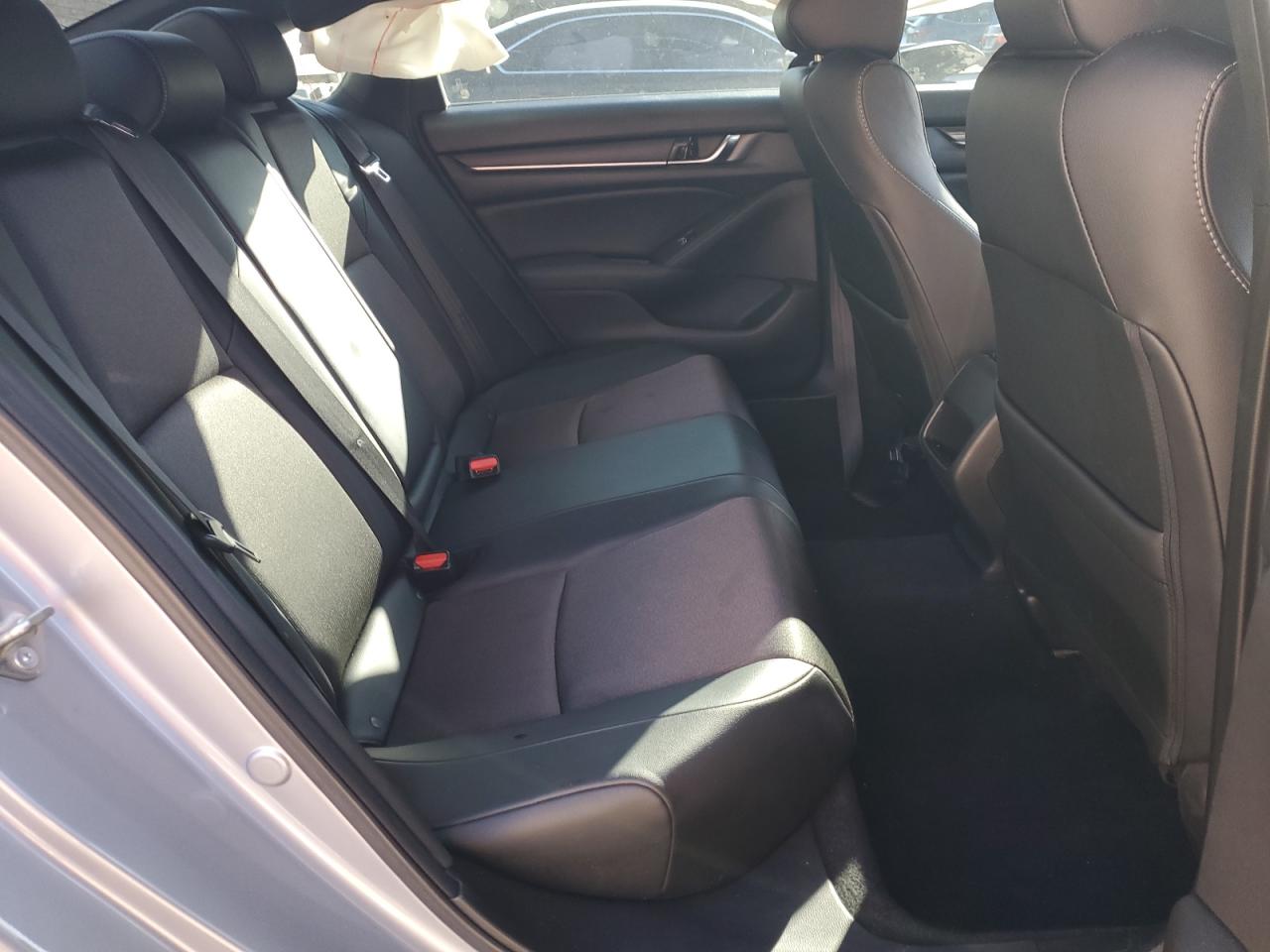 2020 Honda Accord - Image 11