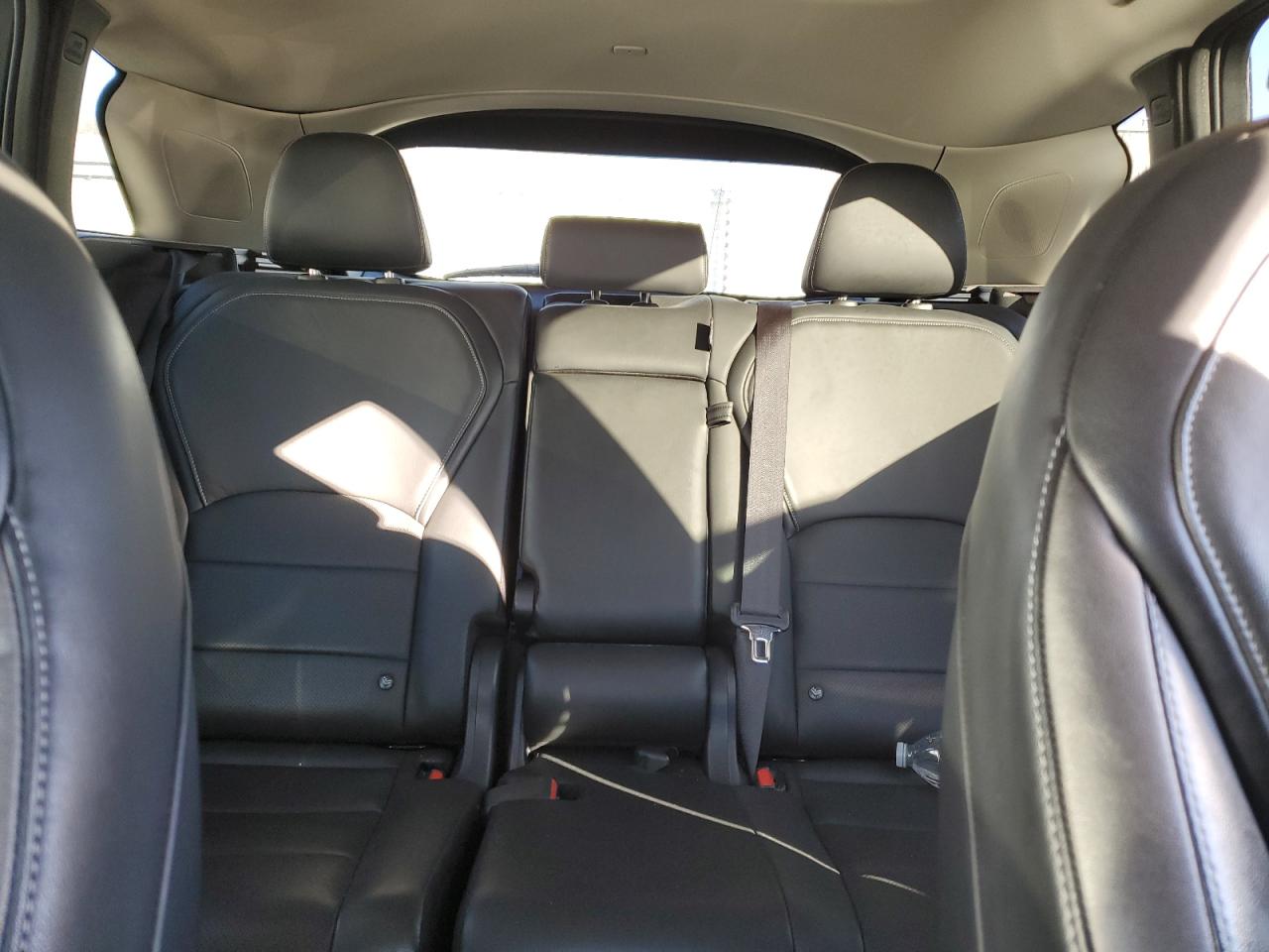 2019 Infiniti QX50 - Image 10