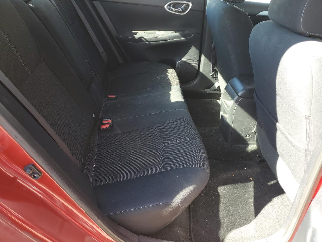 2014 Nissan Sentra - Image 10