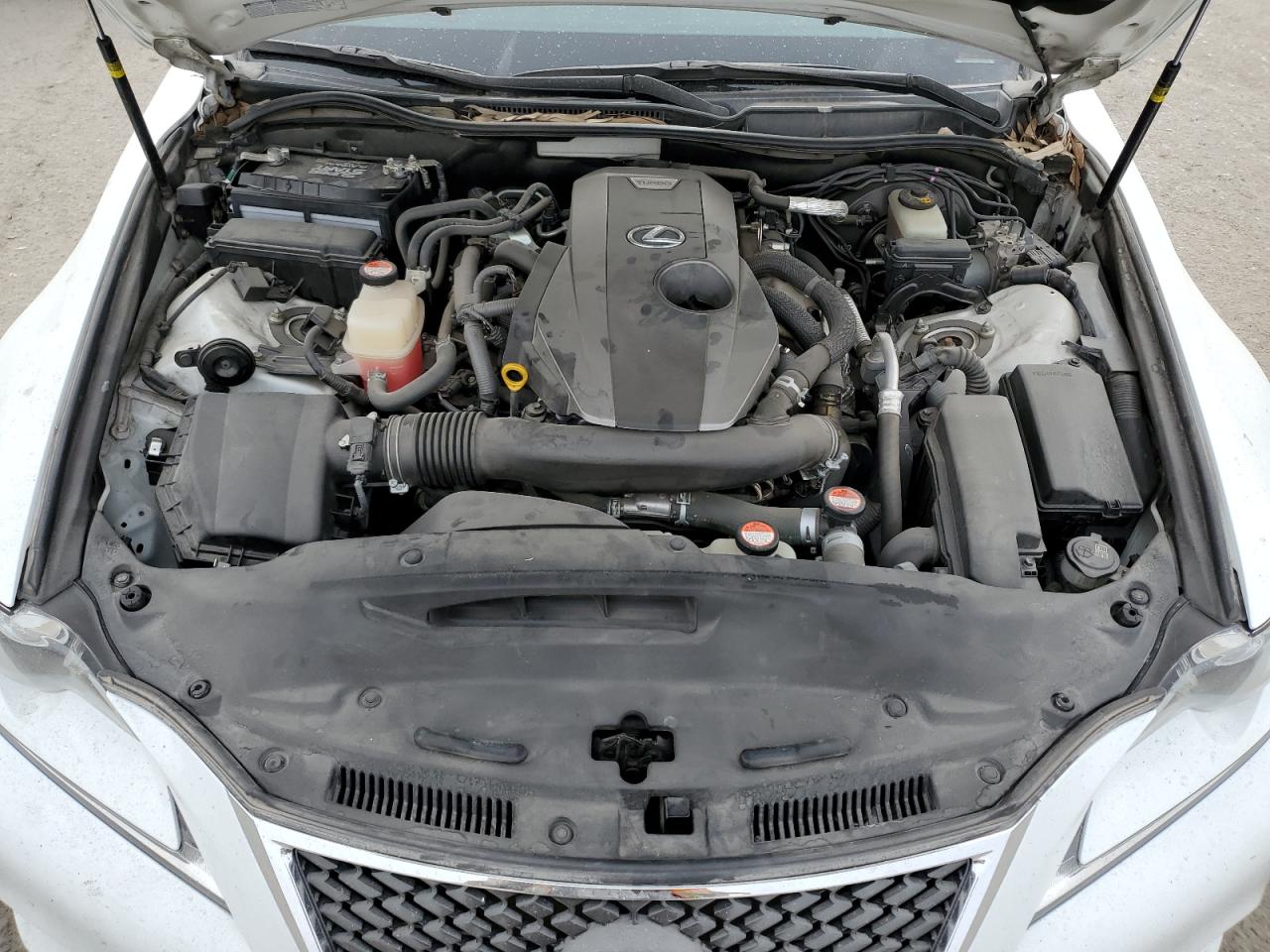 2016 Lexus IS - Image 12