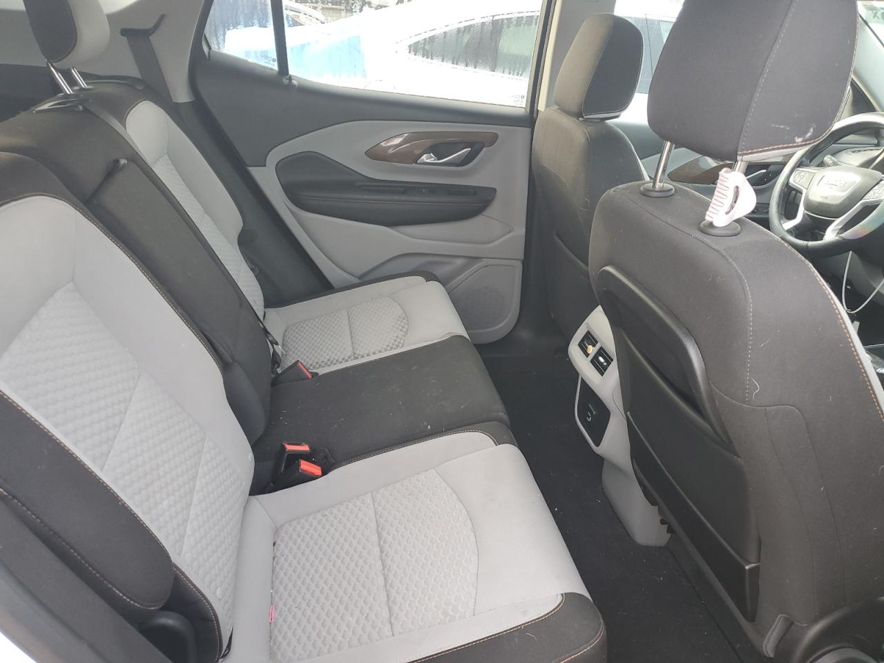2018 GMC Terrain - Image 11