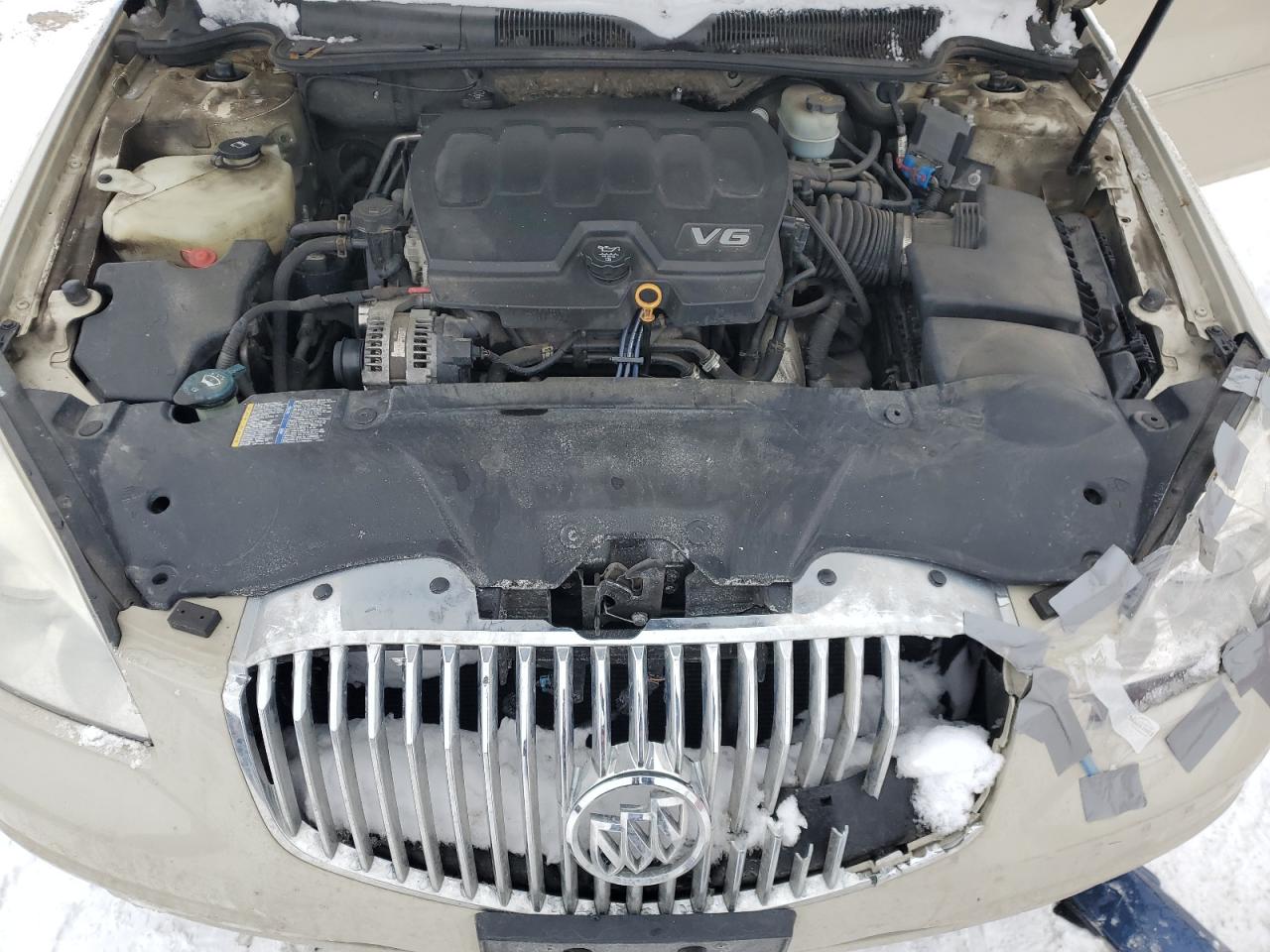 2010 Buick Lucerne - Image 11