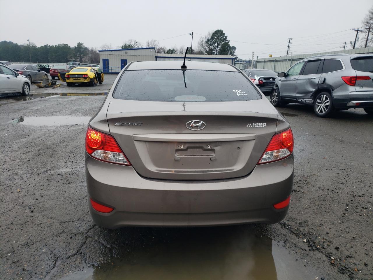 2014 Hyundai Accent - Image 6