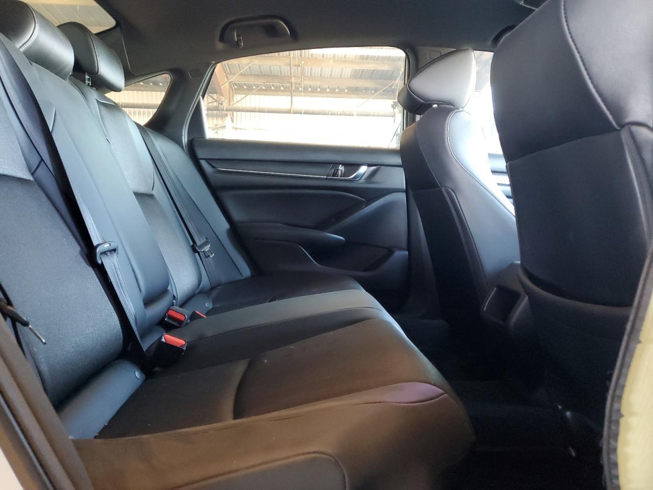 2022 Honda Accord - Image 10