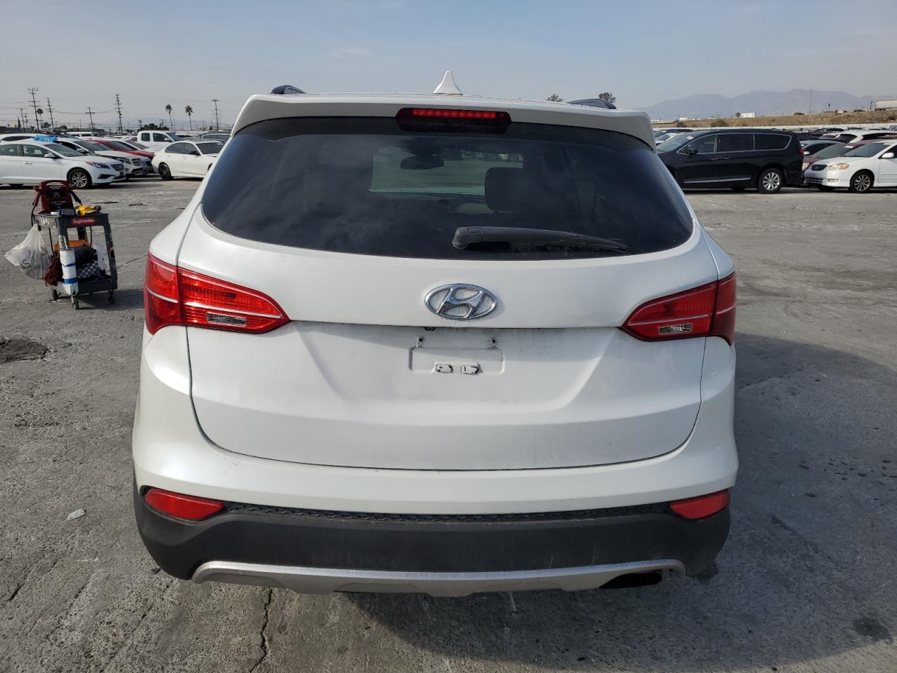 2016 Hyundai Santa Fe - Image 6