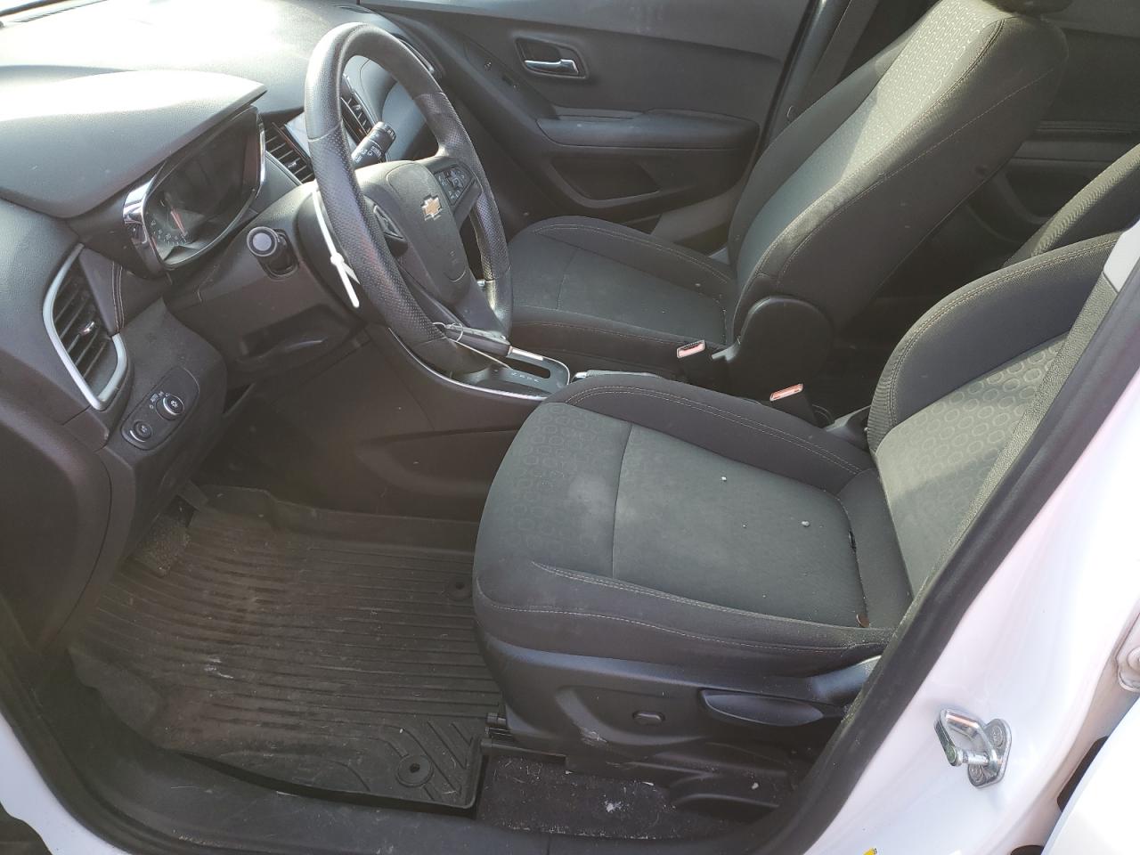 2020 Chevrolet Trax - Image 7