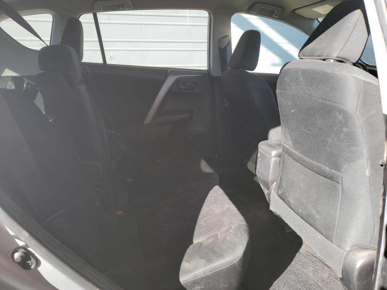 2016 Toyota RAV 4 - Image 11
