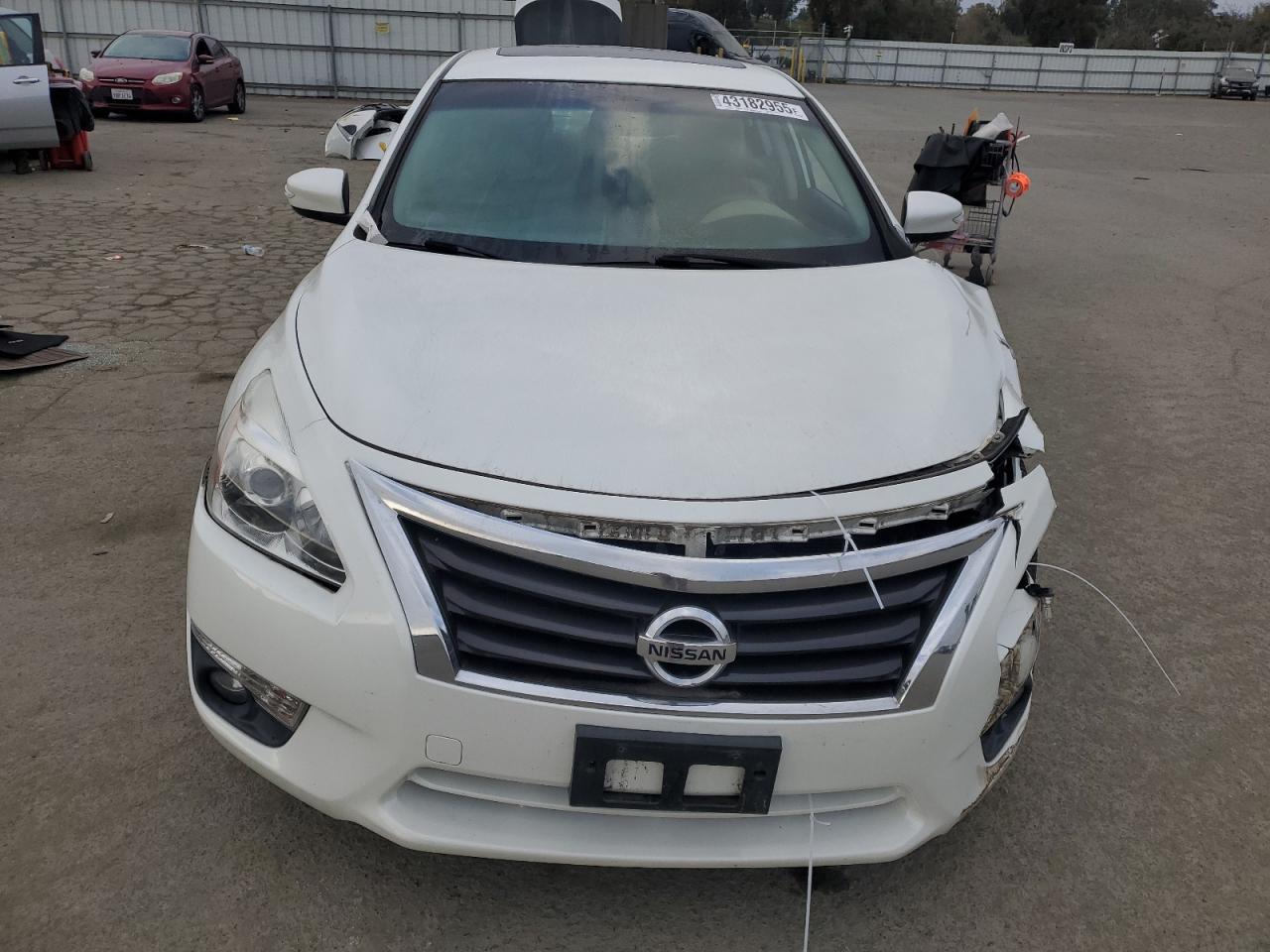 2015 Nissan Altima - Image 5