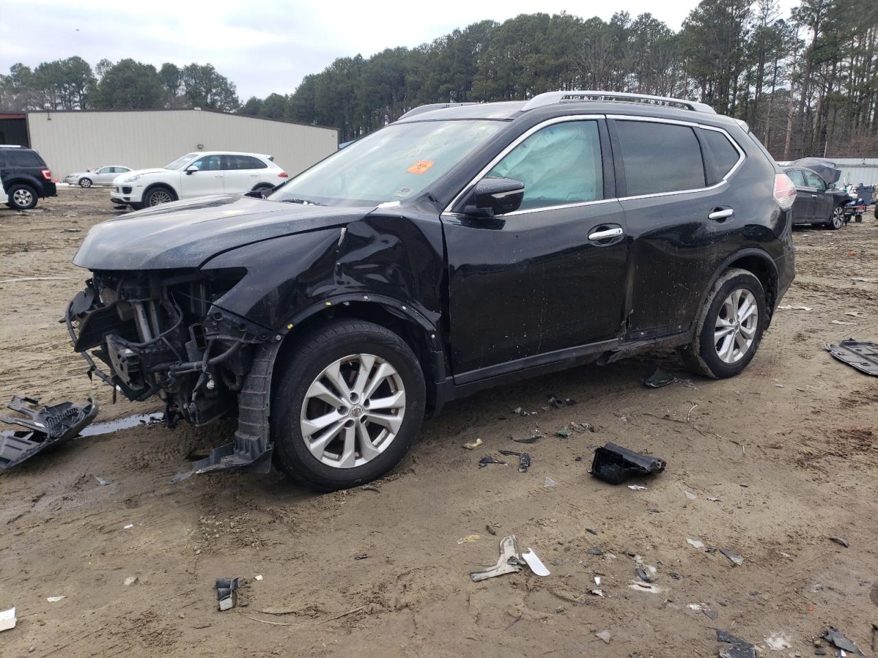 2015 Nissan Rogue - Image 1