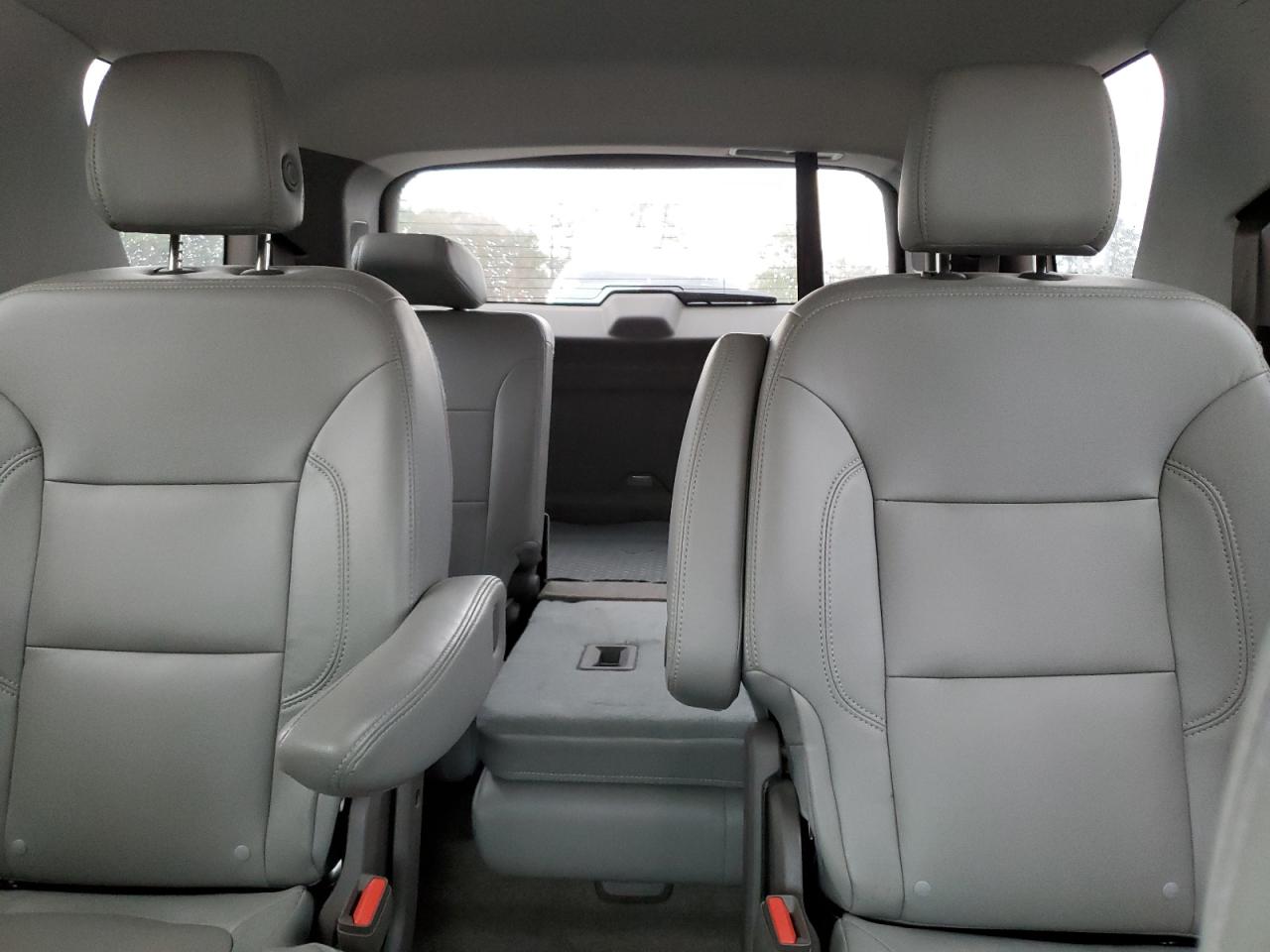 2018 Chevrolet Traverse - Image 10