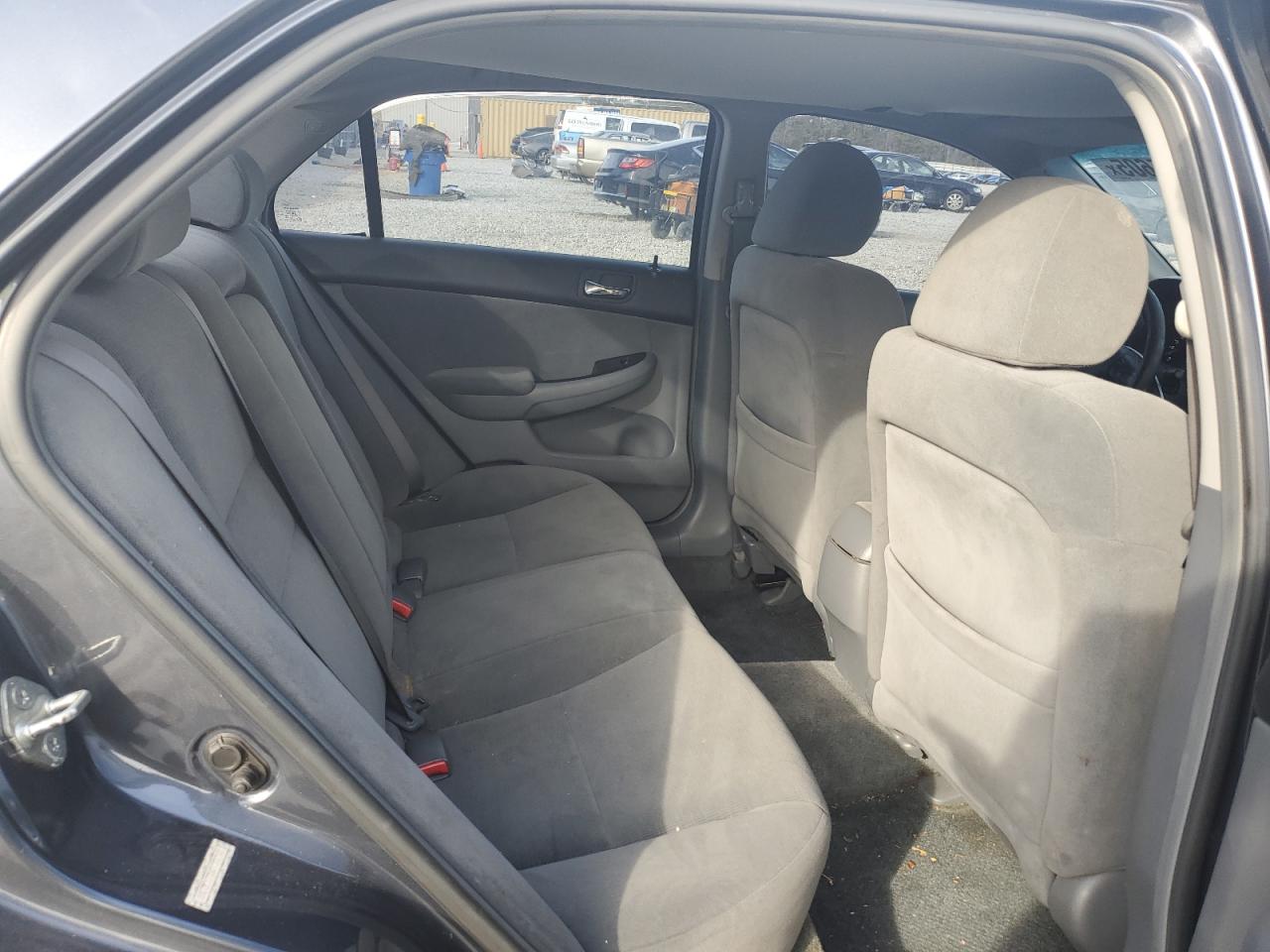 2007 Honda Accord - Image 10