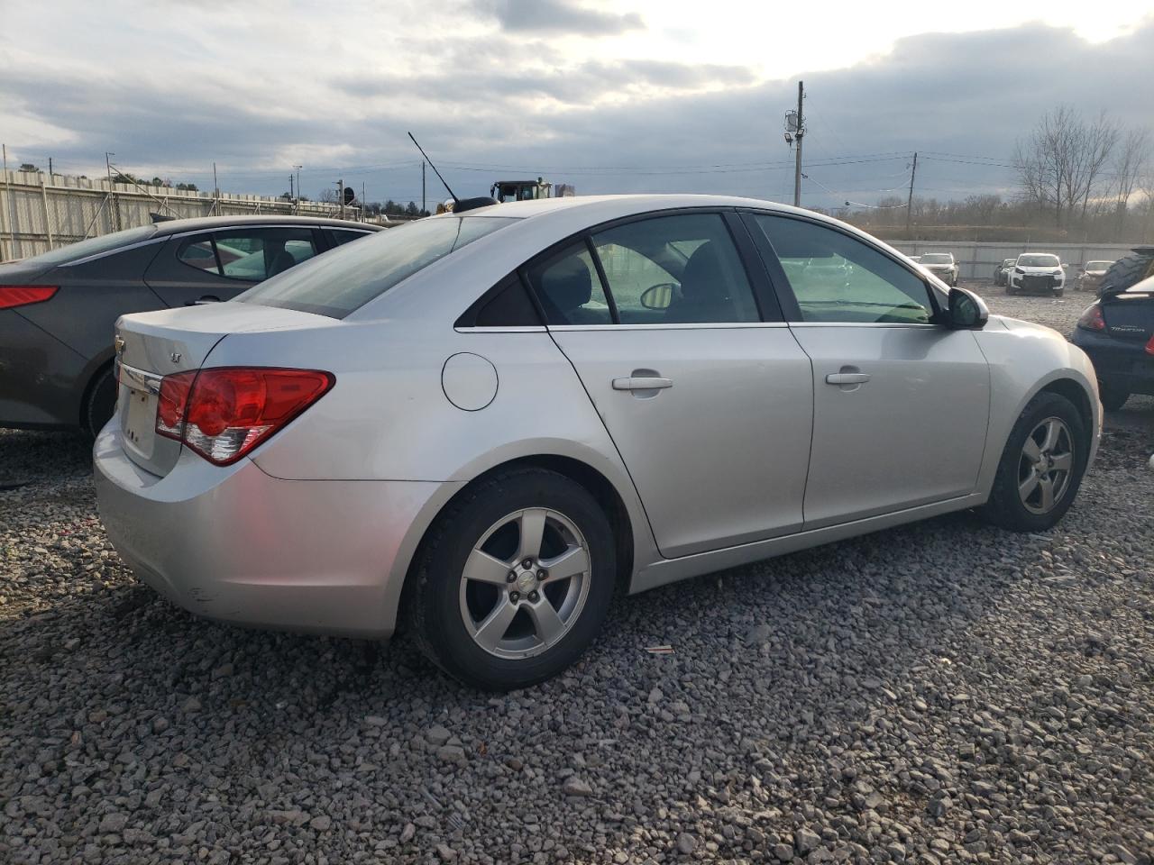 2016 Chevrolet Cruze - Image 3