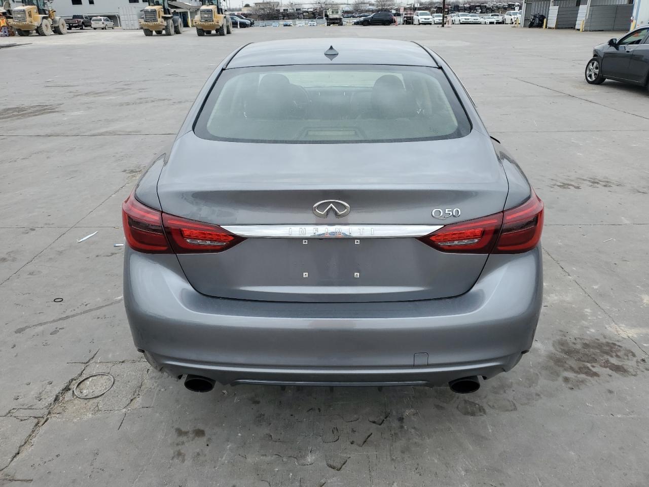 2018 Infiniti Q50 - Image 6