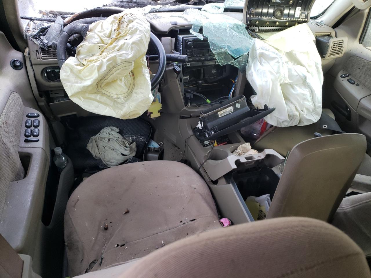 2002 Ford Explorer - Image 8