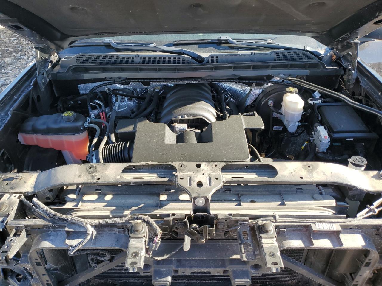 2016 Chevrolet Silverado - Image 11