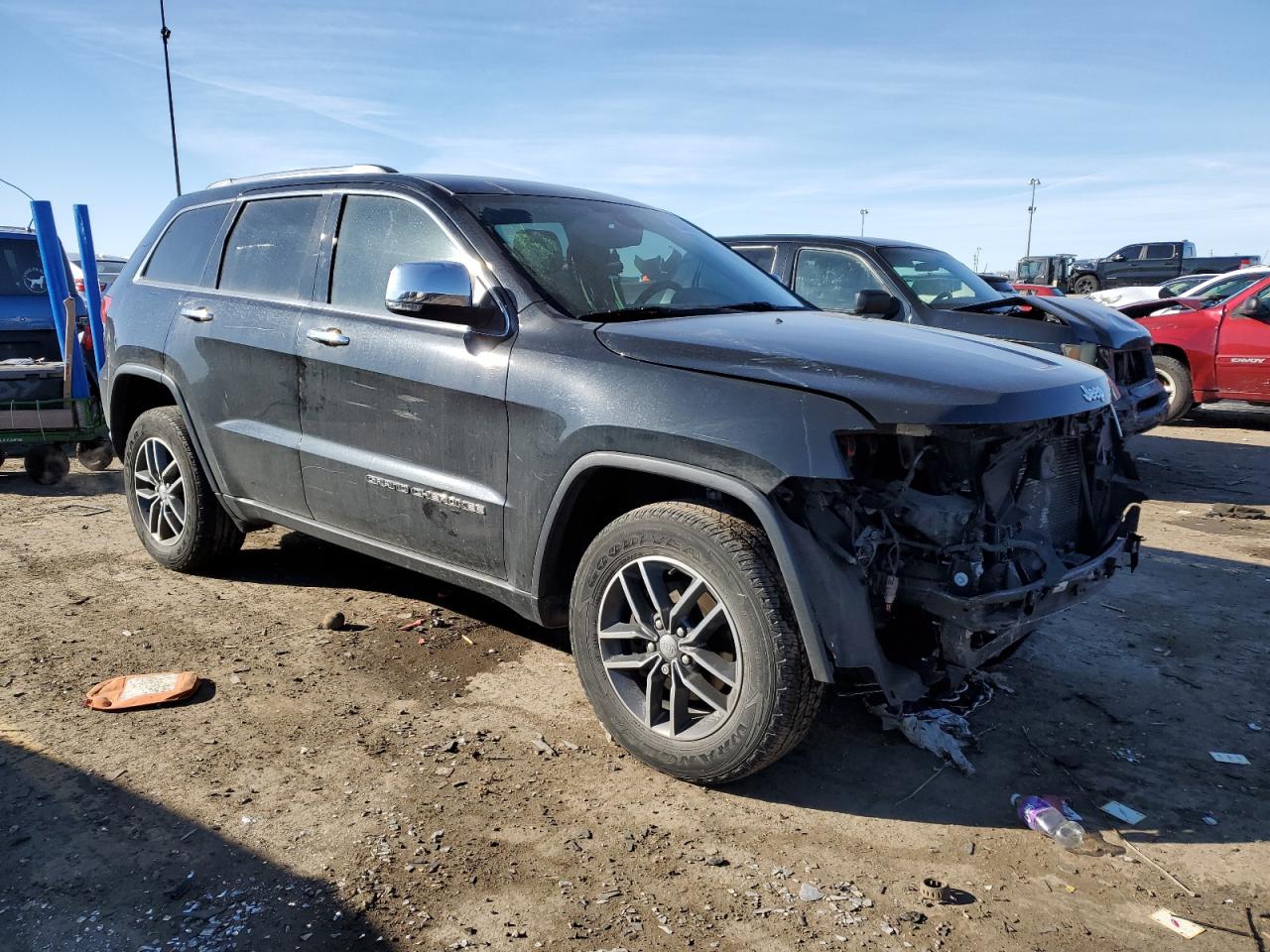 2017 Jeep Grand Cherokee - Image 4
