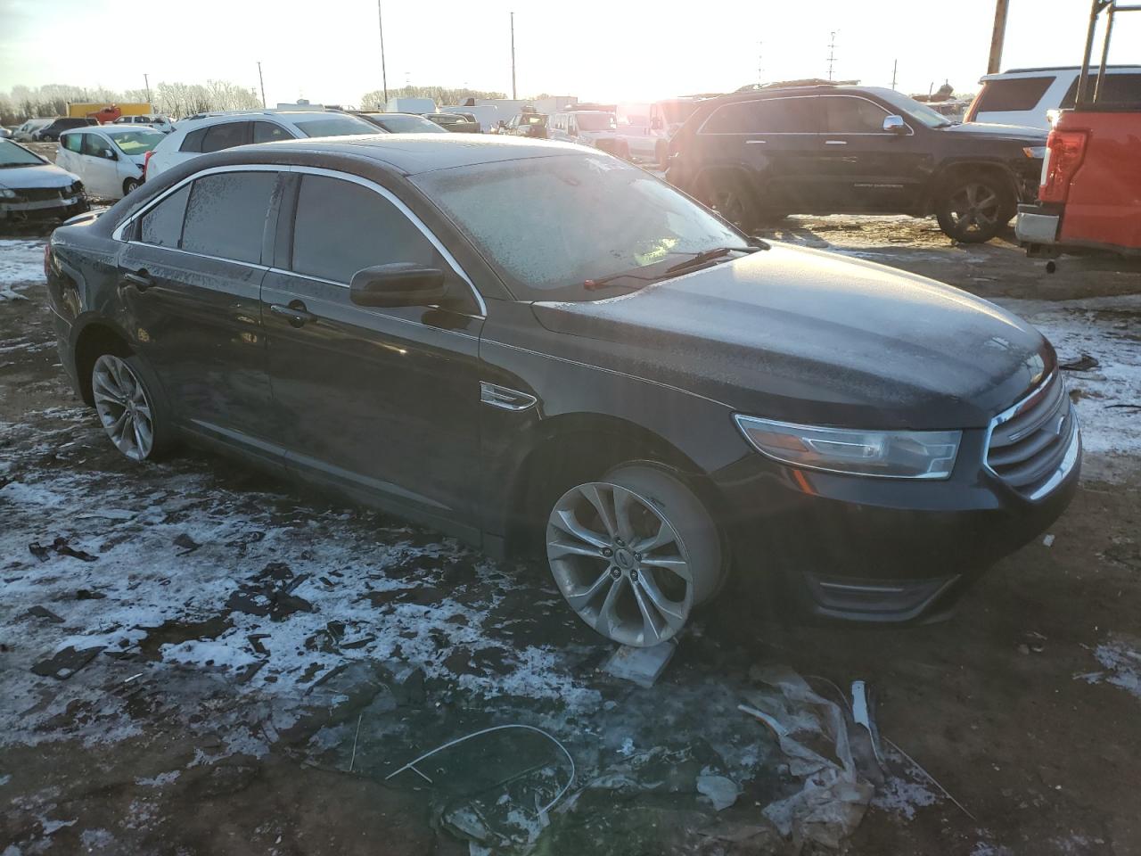 2013 Ford Taurus - Image 4