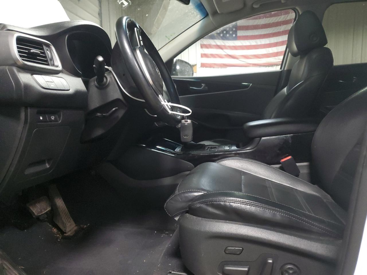 2020 Kia Sorento - Image 7