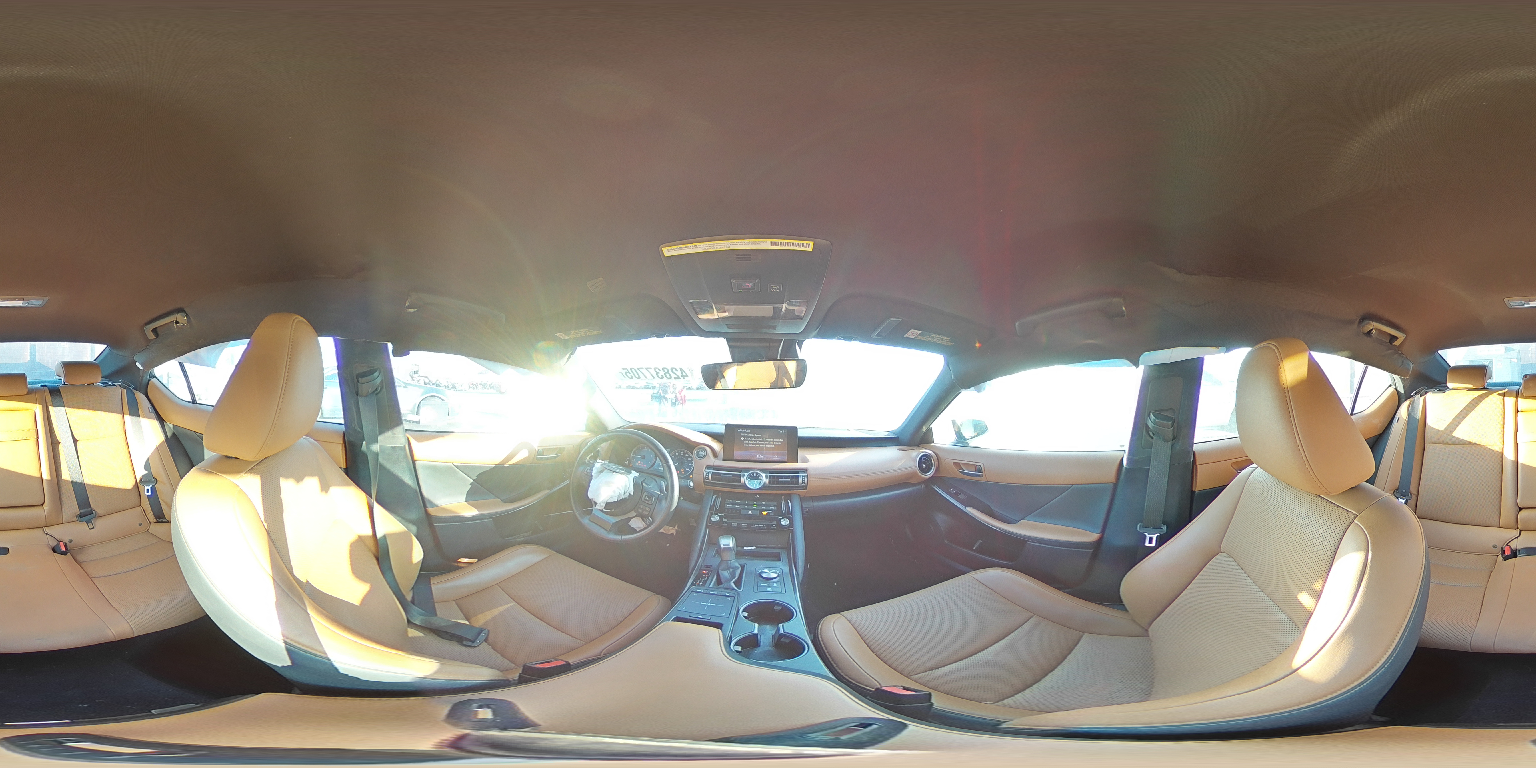 2021 Lexus IS - Image 12