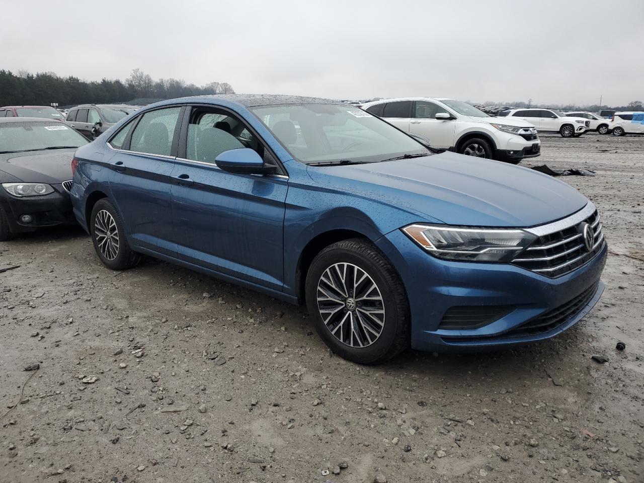 2019 Volkswagen Jetta - Image 4