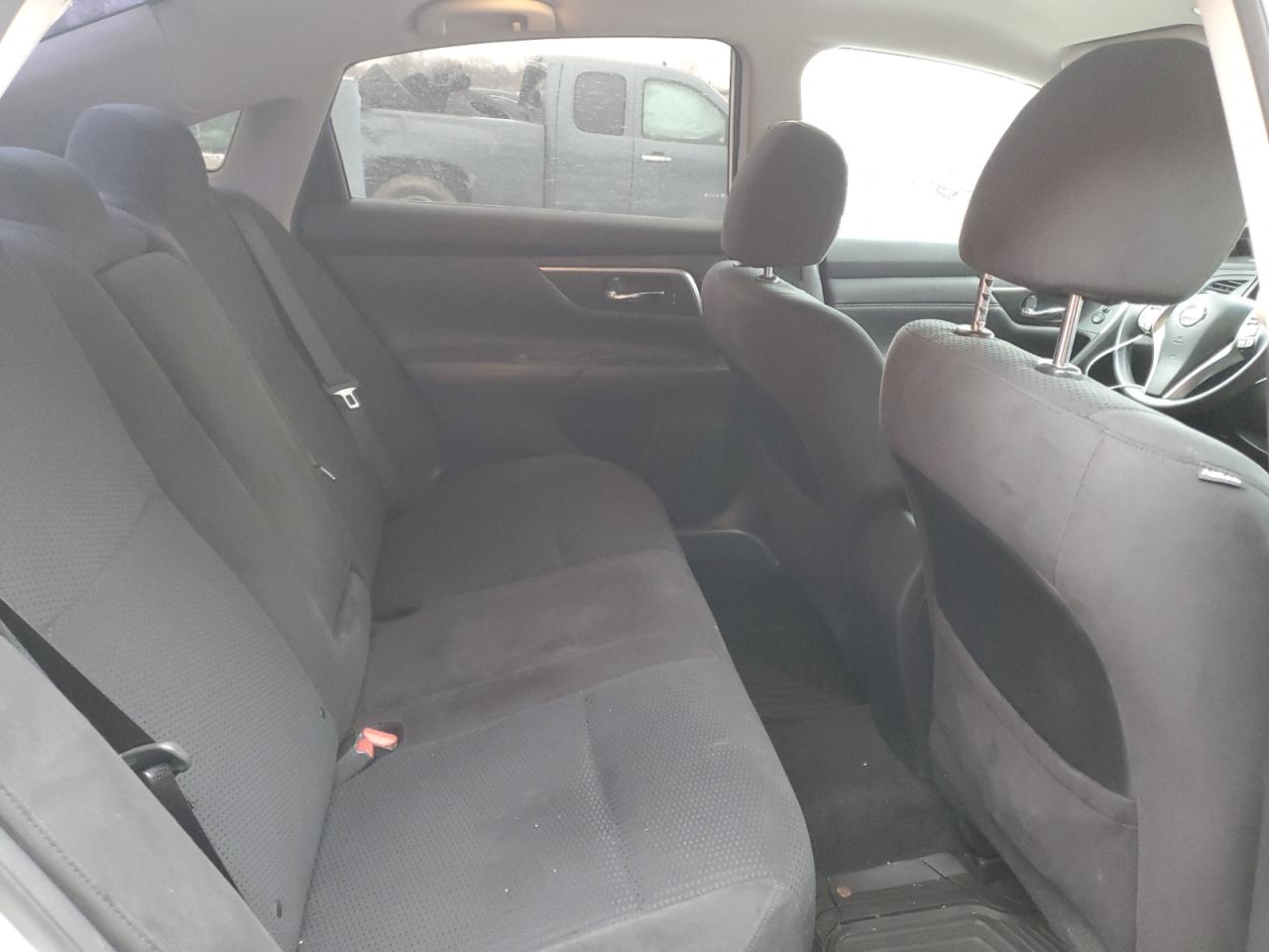 2015 Nissan Altima - Image 10