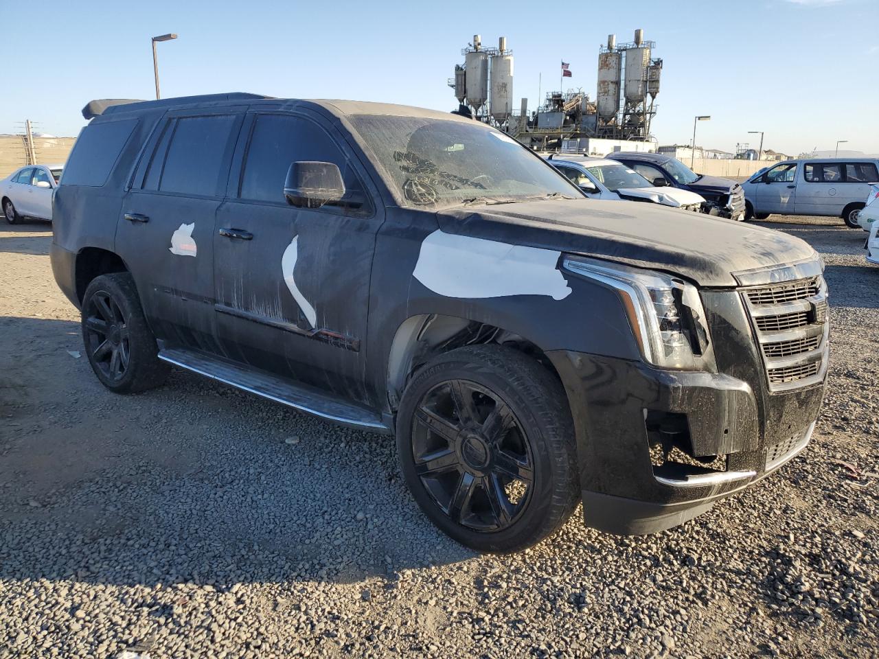 VIN 1GYS3BKJ1HR359537 2017 CADILLAC ESCALADE no.4