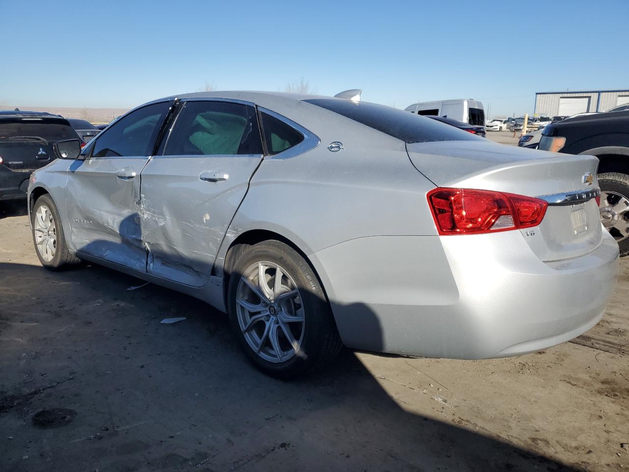 2018 Chevrolet Impala - Image 2