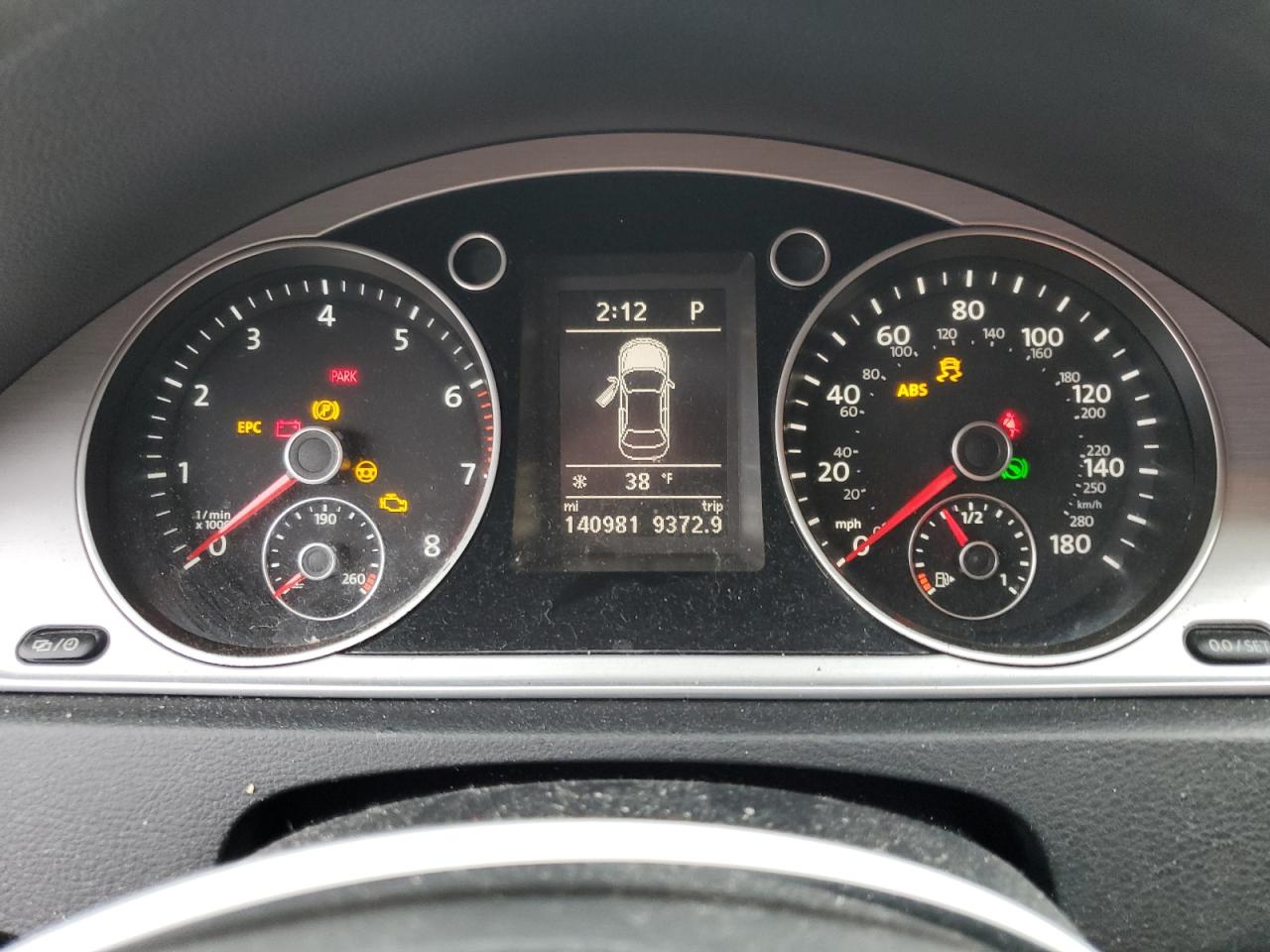 2014 Volkswagen Passat CC - Image 9