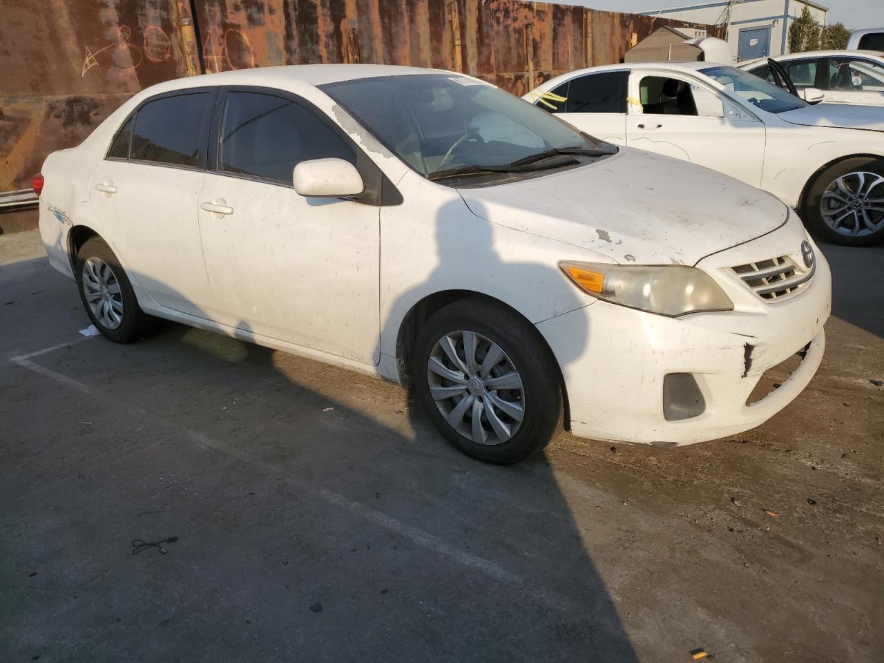 VIN 5YFBU4EE9DP203246 2013 TOYOTA COROLLA no.4